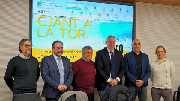 Foto conferenza Cjant a la Tor